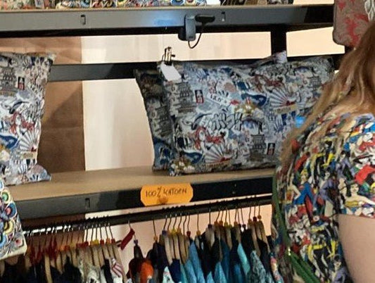 Kussen Kawai blauw 40 x 60 - Bamar Fashion